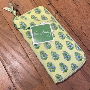 Vera Bradley Retired Citrus & Elephant Travel Organizer Wallet NWT